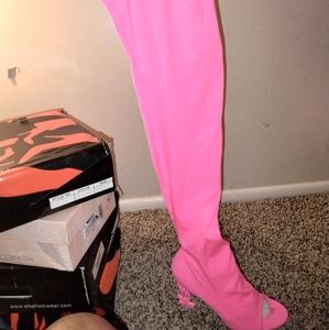 NEW Cape Robbin NEON PINK THIGH HIGH OPEN TOE "MONEY" SHOE sz. 40EU/8.5 US women